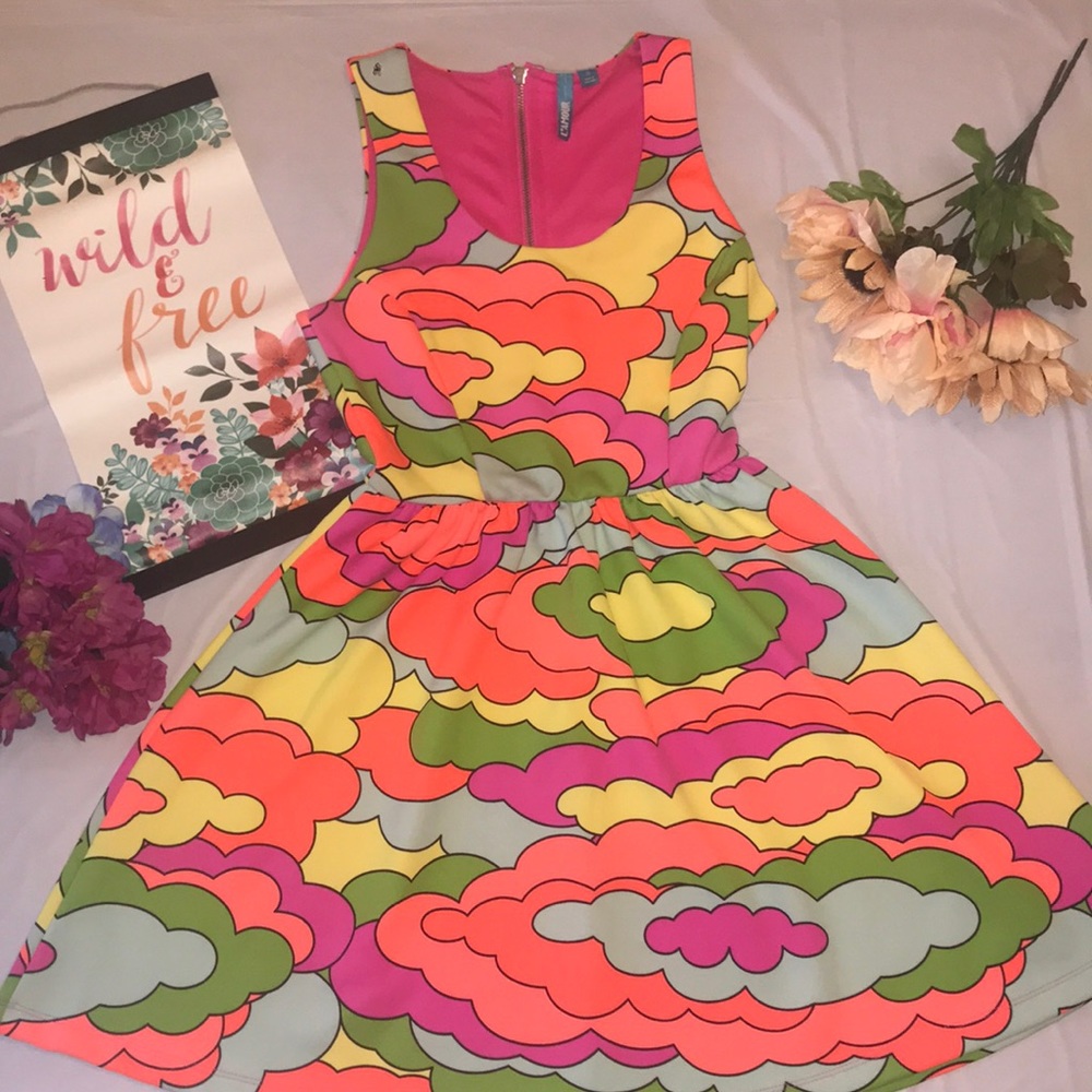 ✨NEON L’AMOUR Juniors Cloud Dress ✨